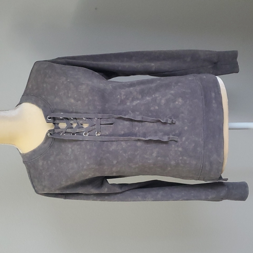 Mudd tie up Shirt - Picture 1 of 8